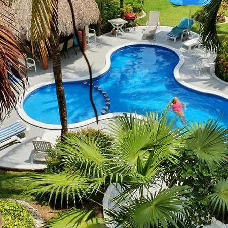 Nice Apart In Center With Pool